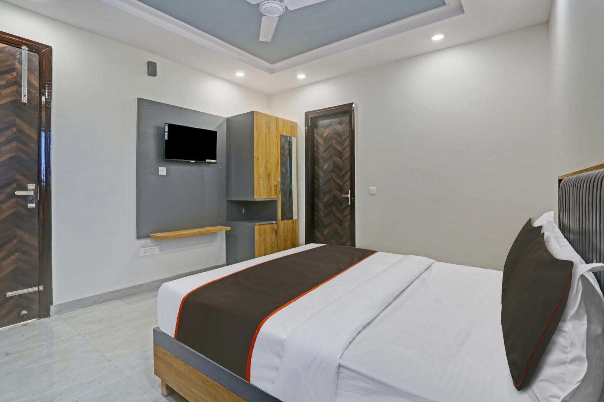 Townhouse Vip Grand Hotel Delhi  Ngoại thất bức ảnh